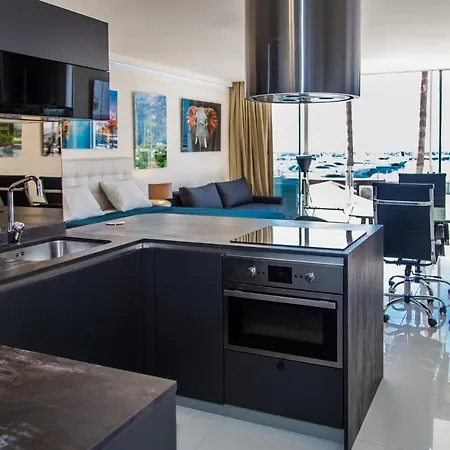 Appartement First Line P. Banus Sleeps 4 à Marbellac Extérieur photo